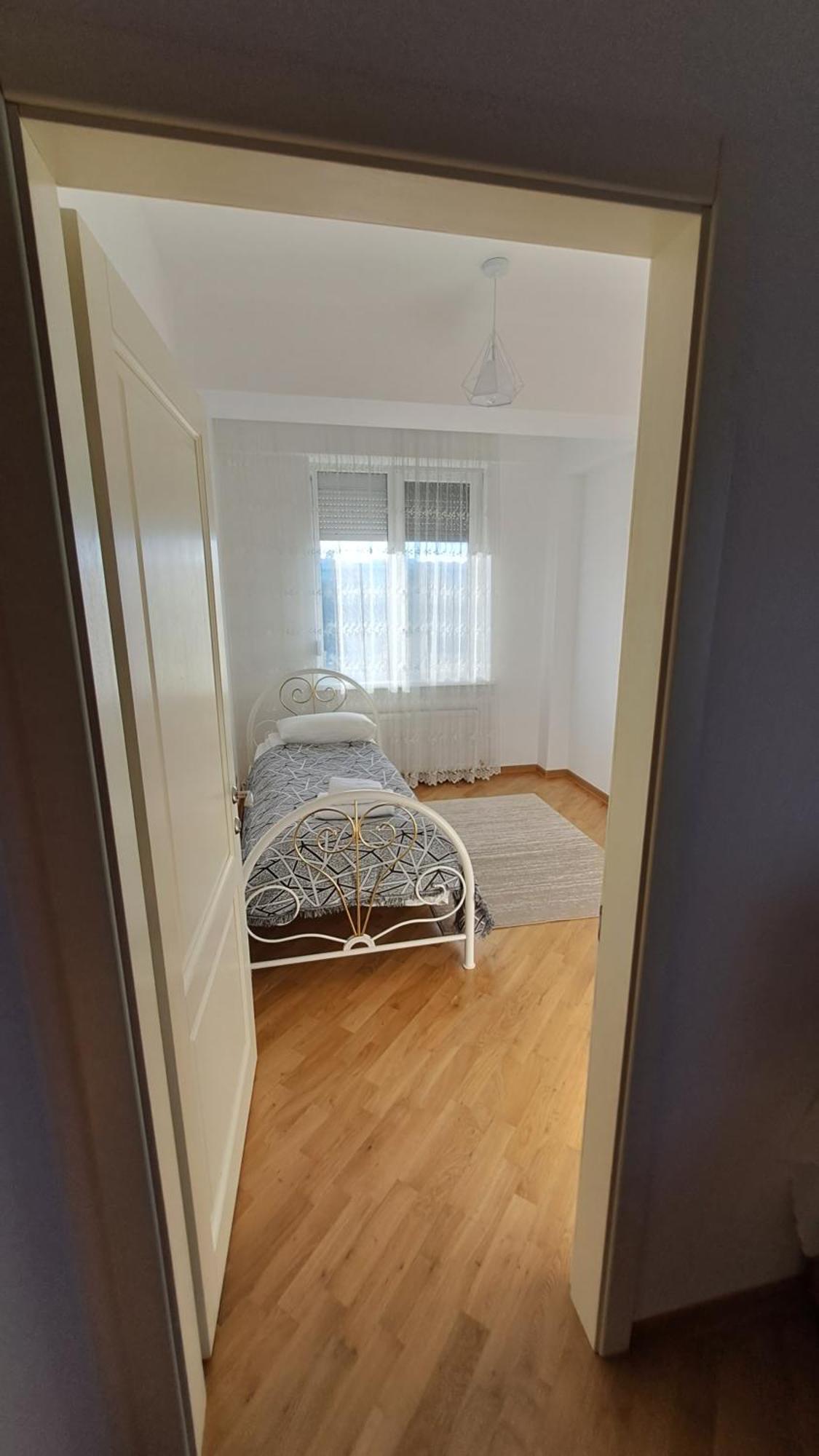 Аэропорт Апартаменты Комфорт Chişinǎu Kamer foto